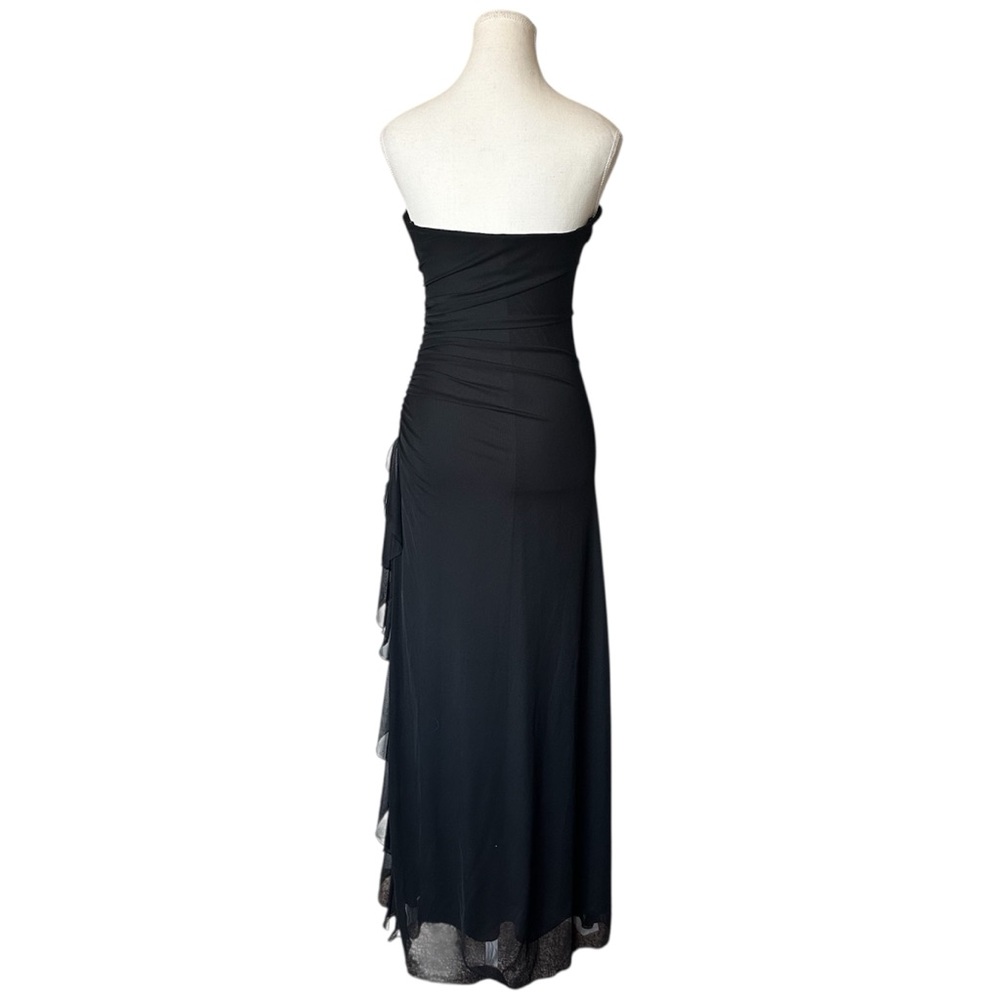Elegant Black Strapless Evening Dress - Picture 4 of 7